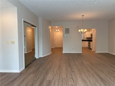 Top Floor End Unit with Lake Views. Totally remodeled and move on Keowee Key Golf and Country Club in South Carolina - for sale on GolfHomes.com, golf home, golf lot