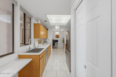 La Paloma Luxury Living in Tucson, AZ ... Yes Please! Two Bed on La Paloma Country Club - Ridge in Arizona - for sale on GolfHomes.com, golf home, golf lot