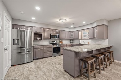 This 2,112 sq ft and 3 bed/2 bath family-friendly home is on Vache-Grasse Country Club in Arkansas - for sale on GolfHomes.com, golf home, golf lot