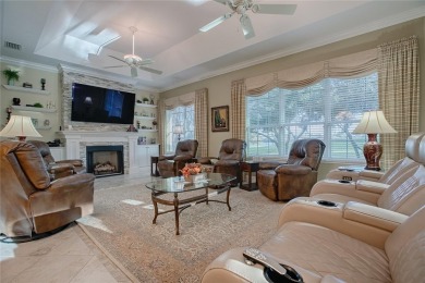 BEAUTIFUL 3/3 CHATHAM PREMIER w/sideload 2+ EXPND GOLF CART on The Links of Spruce Creek in Florida - for sale on GolfHomes.com, golf home, golf lot