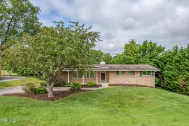 Beautiful 5 bedroom, 3 bath home in the Ridgefields community on Ridgefields Country Club, Inc. in Tennessee - for sale on GolfHomes.com, golf home, golf lot