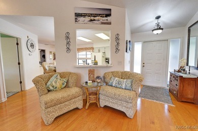Welcome to this lovely, bright and updated 3 bedroom 2 bath 2 on Citrus Hills Golf Club in Florida - for sale on GolfHomes.com, golf home, golf lot