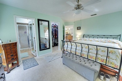 Welcome to this lovely, bright and updated 3 bedroom 2 bath 2 on Citrus Hills Golf Club in Florida - for sale on GolfHomes.com, golf home, golf lot