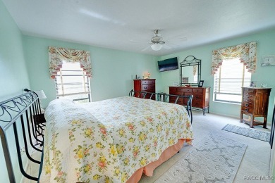 Welcome to this lovely, bright and updated 3 bedroom 2 bath 2 on Citrus Hills Golf Club in Florida - for sale on GolfHomes.com, golf home, golf lot
