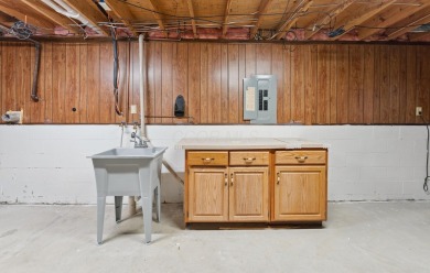 Spacious home on a premium cul-de-sac lot close to Raymond Mem'l on Raymond Memorial Golf Course in Ohio - for sale on GolfHomes.com, golf home, golf lot