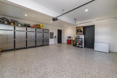 Custom built home in Woodlawn Estates...This Brick Ranch is not on Peninsula Golf Resort in Kentucky - for sale on GolfHomes.com, golf home, golf lot