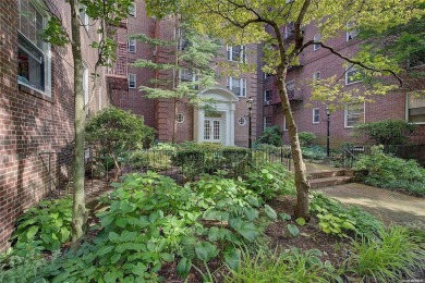 Welcome to this elegant and tranquil abode nestled within a on Forest Park Golf Course in New York - for sale on GolfHomes.com, golf home, golf lot