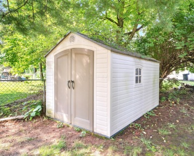 Spacious home on a premium cul-de-sac lot close to Raymond Mem'l on Raymond Memorial Golf Course in Ohio - for sale on GolfHomes.com, golf home, golf lot