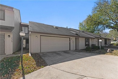 Don't miss out on this 2 Bedroom, 2 Full Bath AND 2 CAR GARAGE on Minor Park Golf Course in Missouri - for sale on GolfHomes.com, golf home, golf lot