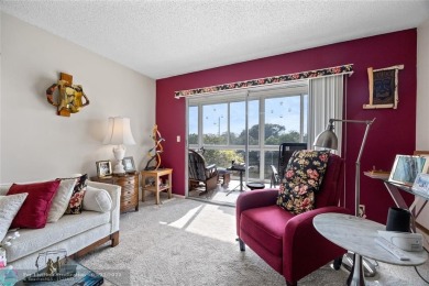We have a Motivated Seller, Don't miss out on this wonderful on Wynmoor Golf Course in Florida - for sale on GolfHomes.com, golf home, golf lot