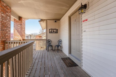 Sellers are offering an $1,000 dollar sellers credit. Indulge in on Pointe Royale Village Country Club in Missouri - for sale on GolfHomes.com, golf home, golf lot