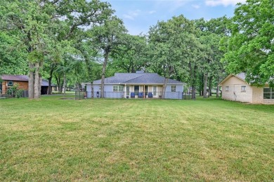 Discover your dream home on the #1 hole of Lake Kiowa's premier on Lake Kiowa Golf Course in Texas - for sale on GolfHomes.com, golf home, golf lot