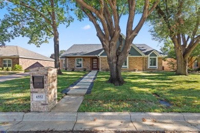 Stunningly updated North Richland Hills home in Meadow Lakes! on Iron Horse Golf Course in Texas - for sale on GolfHomes.com, golf home, golf lot