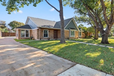 Stunningly updated North Richland Hills home in Meadow Lakes! on Iron Horse Golf Course in Texas - for sale on GolfHomes.com, golf home, golf lot