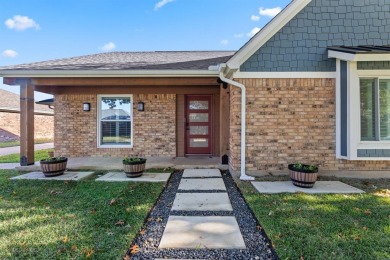 Stunningly updated North Richland Hills home in Meadow Lakes! on Iron Horse Golf Course in Texas - for sale on GolfHomes.com, golf home, golf lot