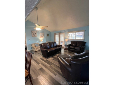 Great opportunity for some mailbox money without a big on The Oaks Golf Course in Missouri - for sale on GolfHomes.com, golf home, golf lot