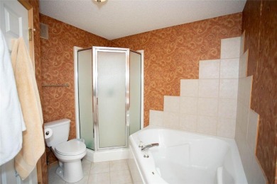 Desirable end unit in great Eagle Trace neighborhood. 2 car on Eagle Valley Golf Course in Minnesota - for sale on GolfHomes.com, golf home, golf lot