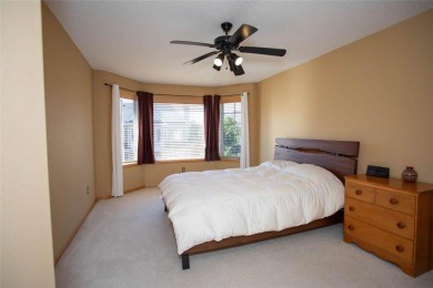 Desirable end unit in great Eagle Trace neighborhood. 2 car on Eagle Valley Golf Course in Minnesota - for sale on GolfHomes.com, golf home, golf lot