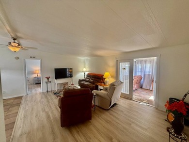 Home is located in Water Oak Country Club Estates in Lady Lake on Water Oak Country Club Estates in Florida - for sale on GolfHomes.com, golf home, golf lot