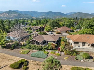 This beautifully maintained single-level home is tucked away on on Oak Knoll Golf Course in Oregon - for sale on GolfHomes.com, golf home, golf lot