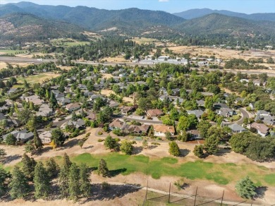 This beautifully maintained single-level home is tucked away on on Oak Knoll Golf Course in Oregon - for sale on GolfHomes.com, golf home, golf lot