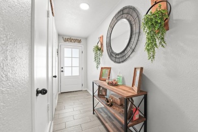 TALK ABOUT ADORABLE, THIS 3 BEDROOM/2 BATH/ 2 CAR GARAGE ON A on Hogan Park Golf Course in Texas - for sale on GolfHomes.com, golf home, golf lot