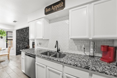 TALK ABOUT ADORABLE, THIS 3 BEDROOM/2 BATH/ 2 CAR GARAGE ON A on Hogan Park Golf Course in Texas - for sale on GolfHomes.com, golf home, golf lot