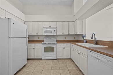 One or more photo(s) has been virtually staged. Welcome to this on Tarpon Springs Golf Course in Florida - for sale on GolfHomes.com, golf home, golf lot