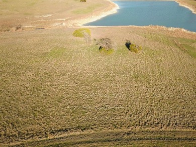 ****WATERFRONT**** Marvelous waterfront lot for sale at The on The Retreat in Texas - for sale on GolfHomes.com, golf home, golf lot