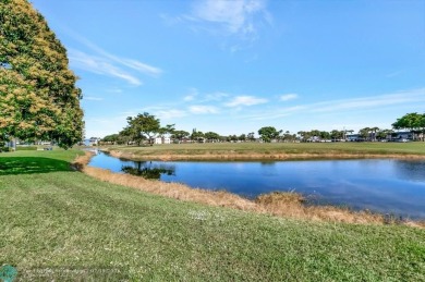 Exquisite 2-bedroom, 2-bathroom renovated unit beautifully on Kings Point Golf -Flanders Way in Florida - for sale on GolfHomes.com, golf home, golf lot