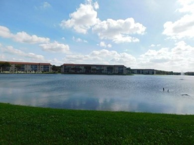 Very cozy 1 bedroom 1 1/2 bathroom,Very ample Bedroom with a on Flamingo Lakes Country Club in Florida - for sale on GolfHomes.com, golf home, golf lot