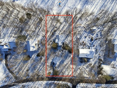 Introducing The Pocono Fairway Chalet, a fully furnished, large on Pocono Farms Country Club in Pennsylvania - for sale on GolfHomes.com, golf home, golf lot