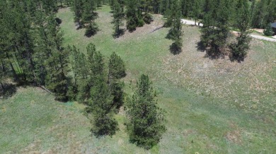 Large 2.19 acre building site tucked away in the trees off of on Southern Hills Golf Course in South Dakota - for sale on GolfHomes.com, golf home, golf lot