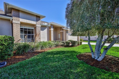 Desirable end-unit villa offering 2 bedrooms, 2 bathrooms, and a on Timber Pines Golf Course in Florida - for sale on GolfHomes.com, golf home, golf lot
