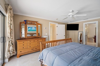 Welcome Home to your impeccably renovated 3-bdrm, 3-bath on Yacht and Country Club in Florida - for sale on GolfHomes.com, golf home, golf lot