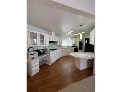 Updated Home in Tri Palm Estates & Country Club! Welcome to this on The Club At Shenandoah Springs in California - for sale on GolfHomes.com, golf home, golf lot