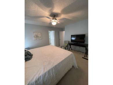 Updated Home in Tri Palm Estates & Country Club! Welcome to this on The Club At Shenandoah Springs in California - for sale on GolfHomes.com, golf home, golf lot