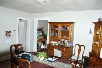 Location, location!  This 3 bedroom home is walking distance to on Cherry Valley Golf Course in Indiana - for sale on GolfHomes.com, golf home, golf lot