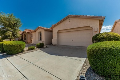 Popular 2BR/2BA + Den, Cypress model in the premier active adult on Oakwood Golf Club  in Arizona - for sale on GolfHomes.com, golf home, golf lot