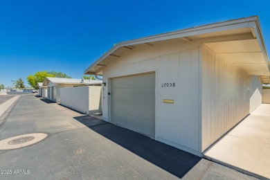 Look no further! This single-story 2-bedroom townhome is the one on Sun City-Willow Creek / Willow Brook  in Arizona - for sale on GolfHomes.com, golf home, golf lot