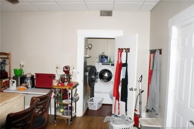 Location, location!  This 3 bedroom home is walking distance to on Cherry Valley Golf Course in Indiana - for sale on GolfHomes.com, golf home, golf lot