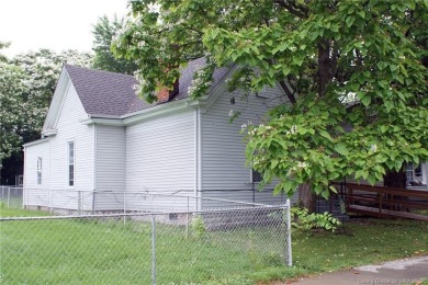 Location, location!  This 3 bedroom home is walking distance to on Cherry Valley Golf Course in Indiana - for sale on GolfHomes.com, golf home, golf lot
