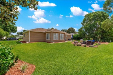 Welcome to Spruce Creek South, a gated 55+ golf cart-friendly on The Links of Spruce Creek in Florida - for sale on GolfHomes.com, golf home, golf lot
