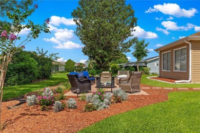 Welcome to Spruce Creek South, a gated 55+ golf cart-friendly on The Links of Spruce Creek in Florida - for sale on GolfHomes.com, golf home, golf lot