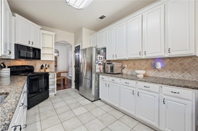 CHARMING 2 STORY ON A LARGE CORNER LOT! Fall in love with this on Oakmont Country Club in Texas - for sale on GolfHomes.com, golf home, golf lot