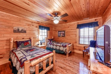 3600 sq ft, 3 bedroom, 3 bath, Southland Log home just 1 mile on Rumbling Bald Resort on Lake Lure in North Carolina - for sale on GolfHomes.com, golf home, golf lot