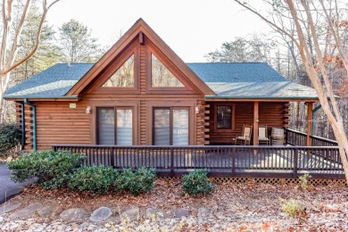 3600 sq ft, 3 bedroom, 3 bath, Southland Log home just 1 mile on Rumbling Bald Resort on Lake Lure in North Carolina - for sale on GolfHomes.com, golf home, golf lot