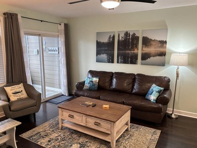 This fully furnished 2-bedroom, 2-bath condo offers a turn-key on Mariners Landing Golf and Country Club in Virginia - for sale on GolfHomes.com, golf home, golf lot