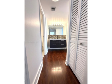 Don't miss the opportunity to live in the Heart of Aventura!!! on Turnberry Isle Resort and Club in Florida - for sale on GolfHomes.com, golf home, golf lot