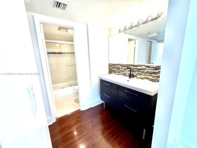 Don't miss the opportunity to live in the Heart of Aventura!!! on Turnberry Isle Resort and Club in Florida - for sale on GolfHomes.com, golf home, golf lot